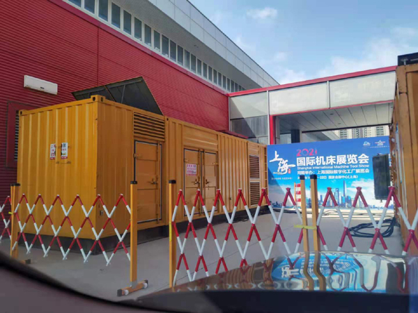 兴宾出租发电机-柴油发电机和汽油发电机哪个更好一些?